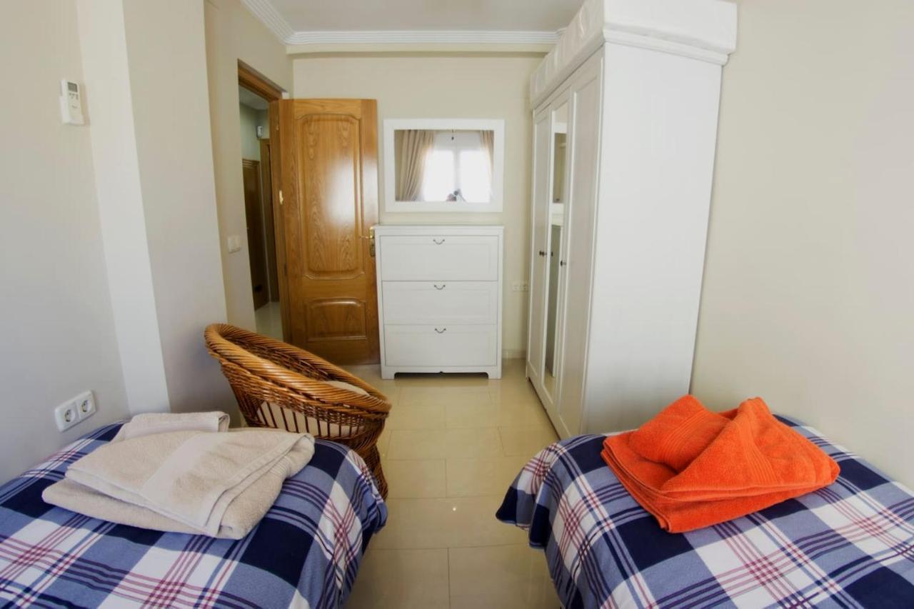 Appartement Mcgomez House à Málaga Extérieur photo